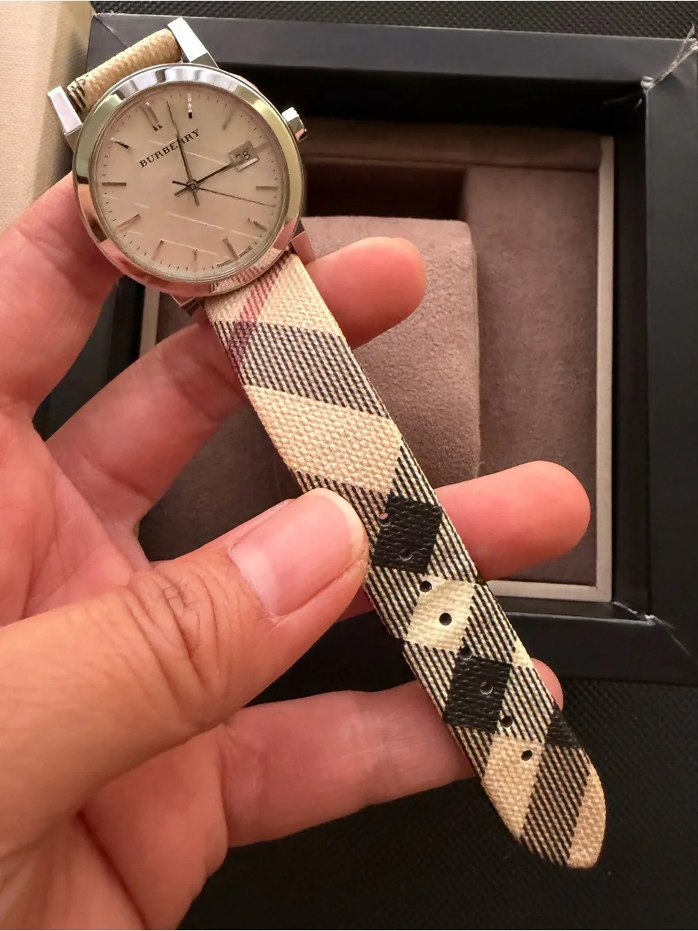 Unused Burberry Beige Plaid Women's Watch with Stainless Silver Case